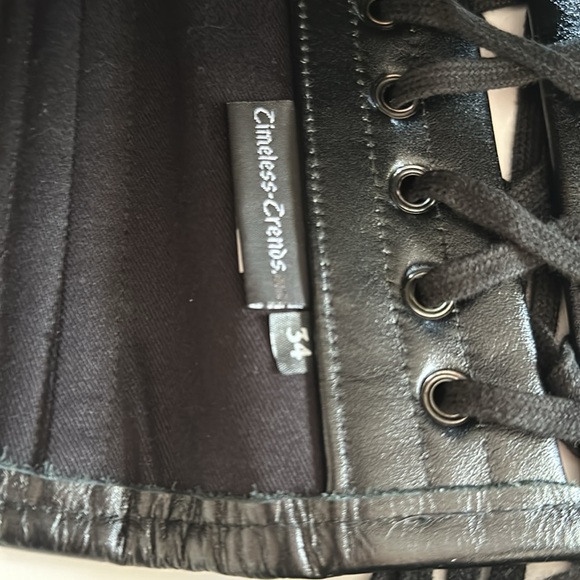 High Quality Black leather waist corset by Timeless Trends. - Picture 2 of 3